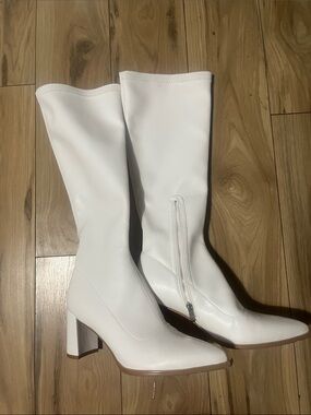 Women's White Mid-Calf Block Heel Boots with Side Zip